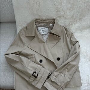 Aritzia short trench